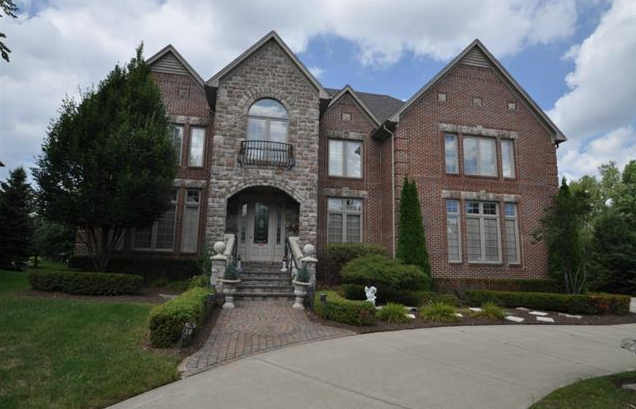 Homes for sale in Falcon Estates Rochester Hills MI 
